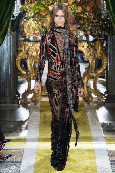 Look 20